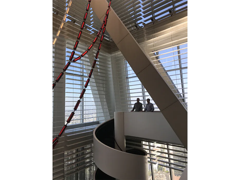 Wilshire Grand Center, foto 7 de 7